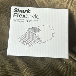 Shark FlexStyle wide tooth comb NIB